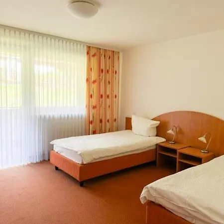 Hotel Stube Und *