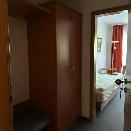Stube Und Hotel