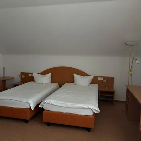Stube Und Hotel *