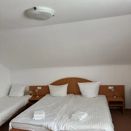 Hotel Stube Und